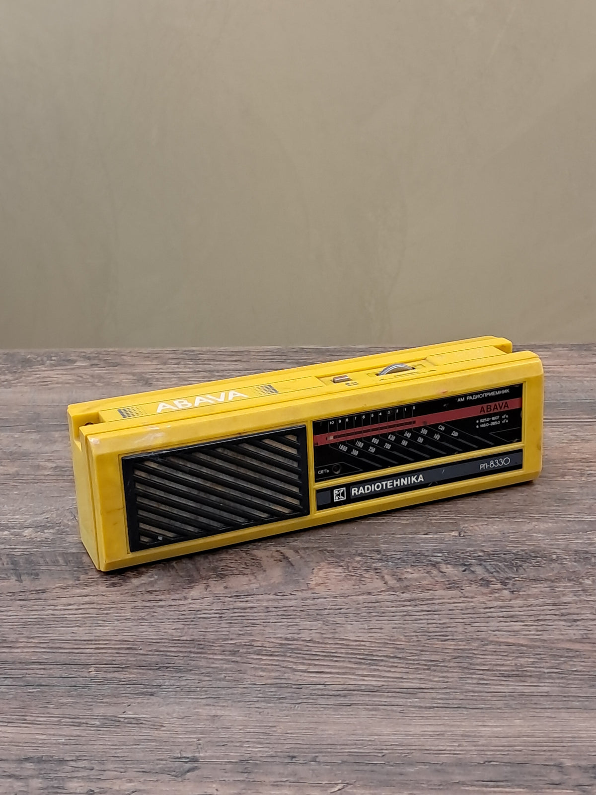 Retro AM radioaparāts
