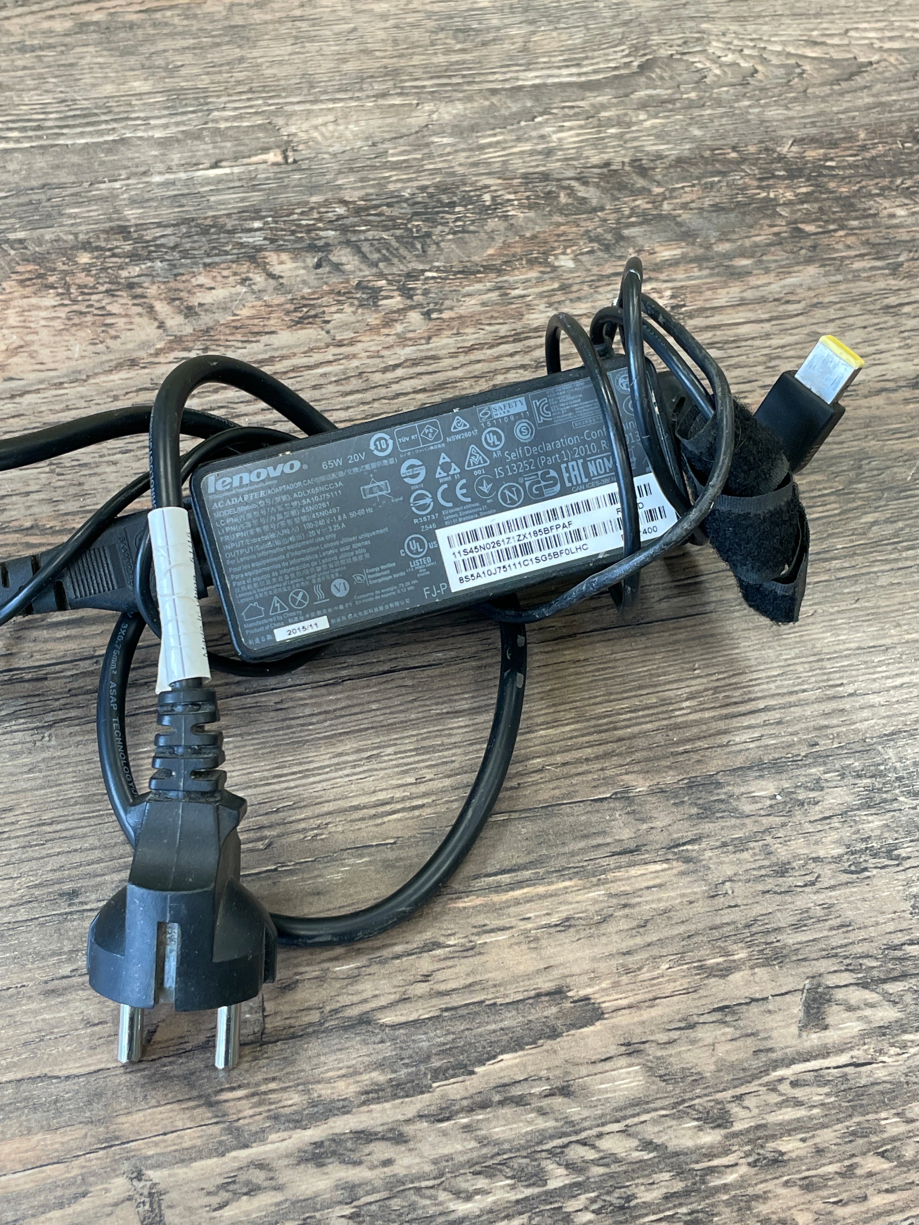 Portatīvā datora lādētājs 65W Lenovo