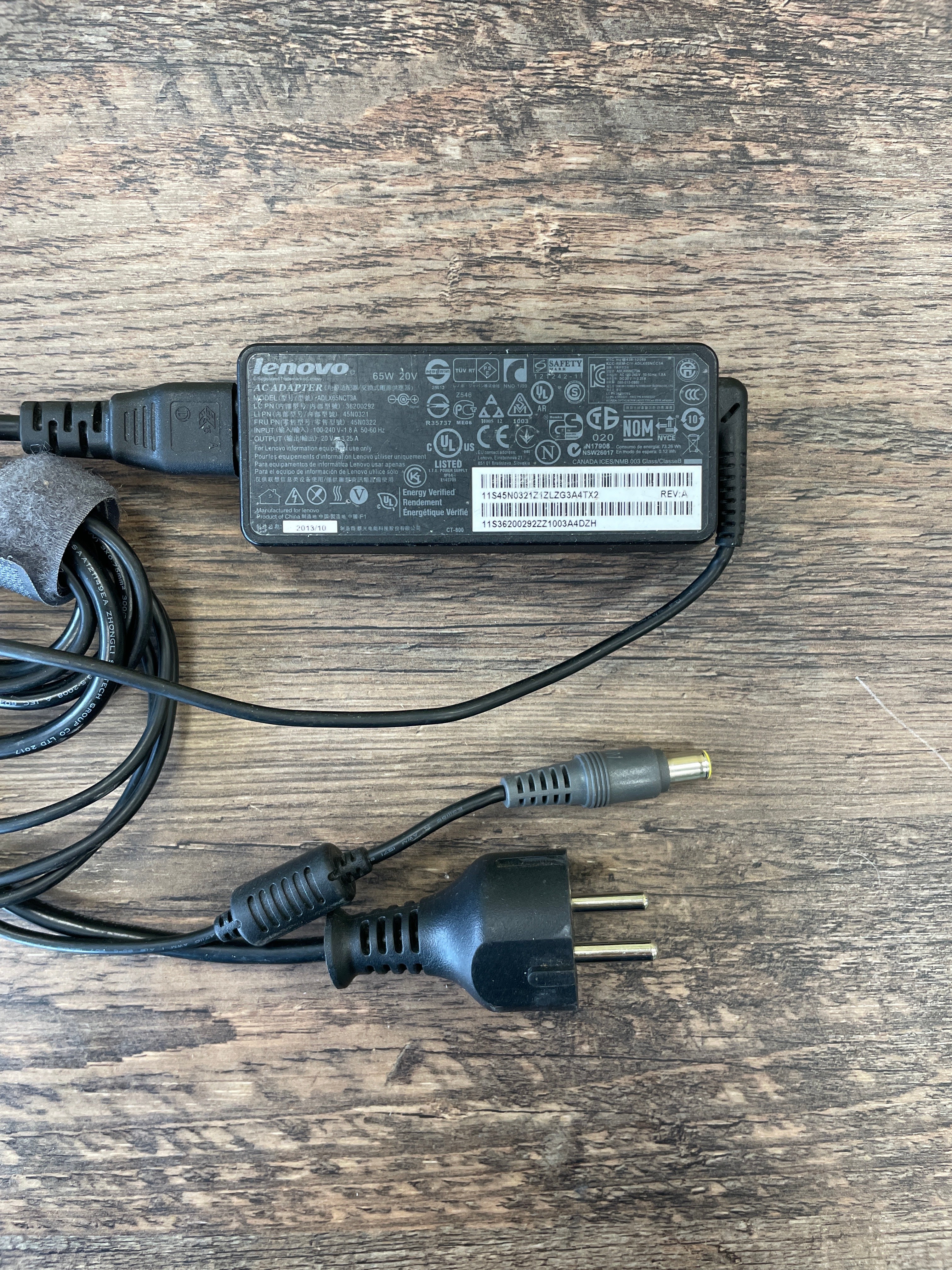 Portatīvā datora lādētājs 65W Lenovo