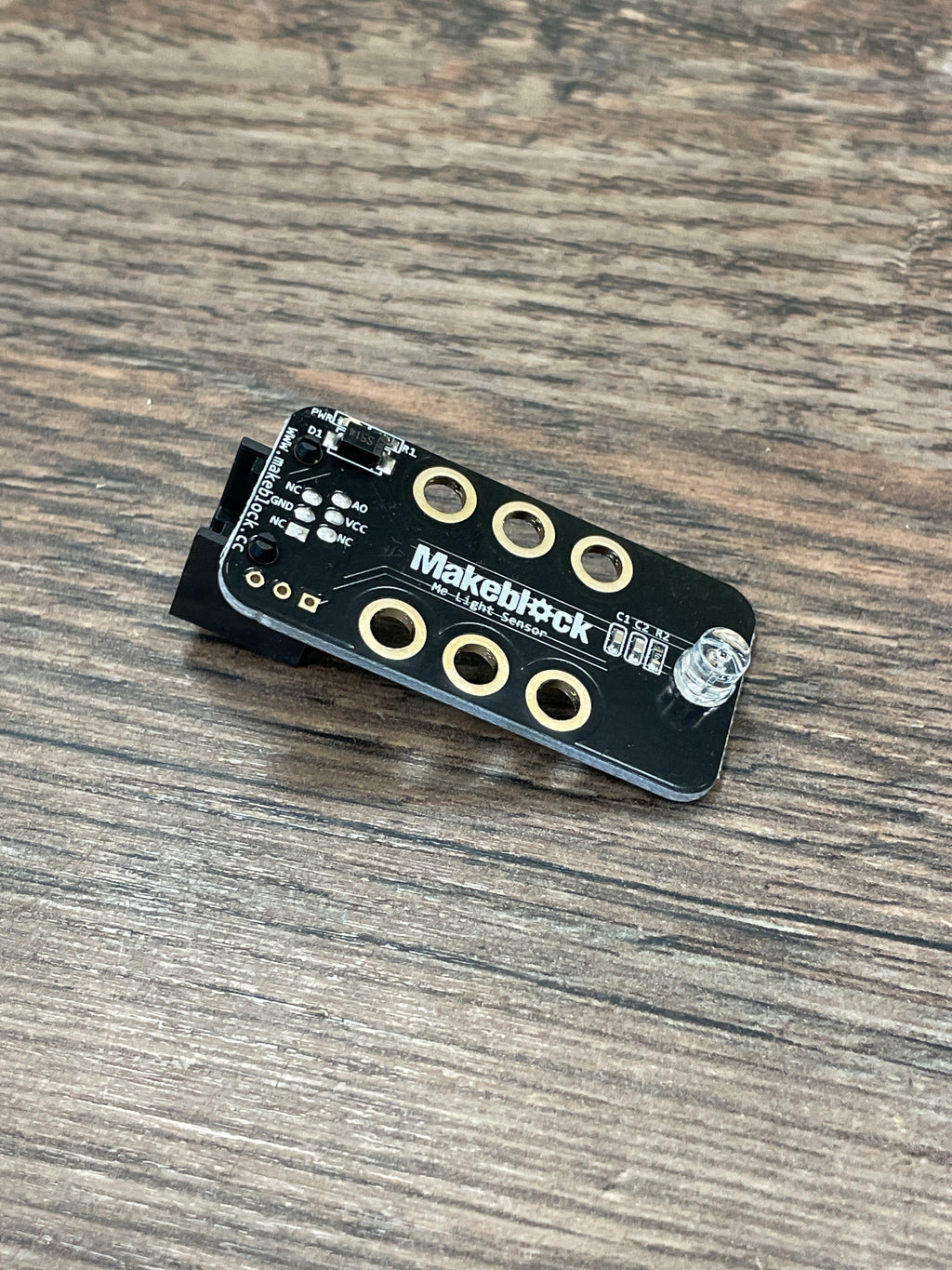 Gaismas sensors
