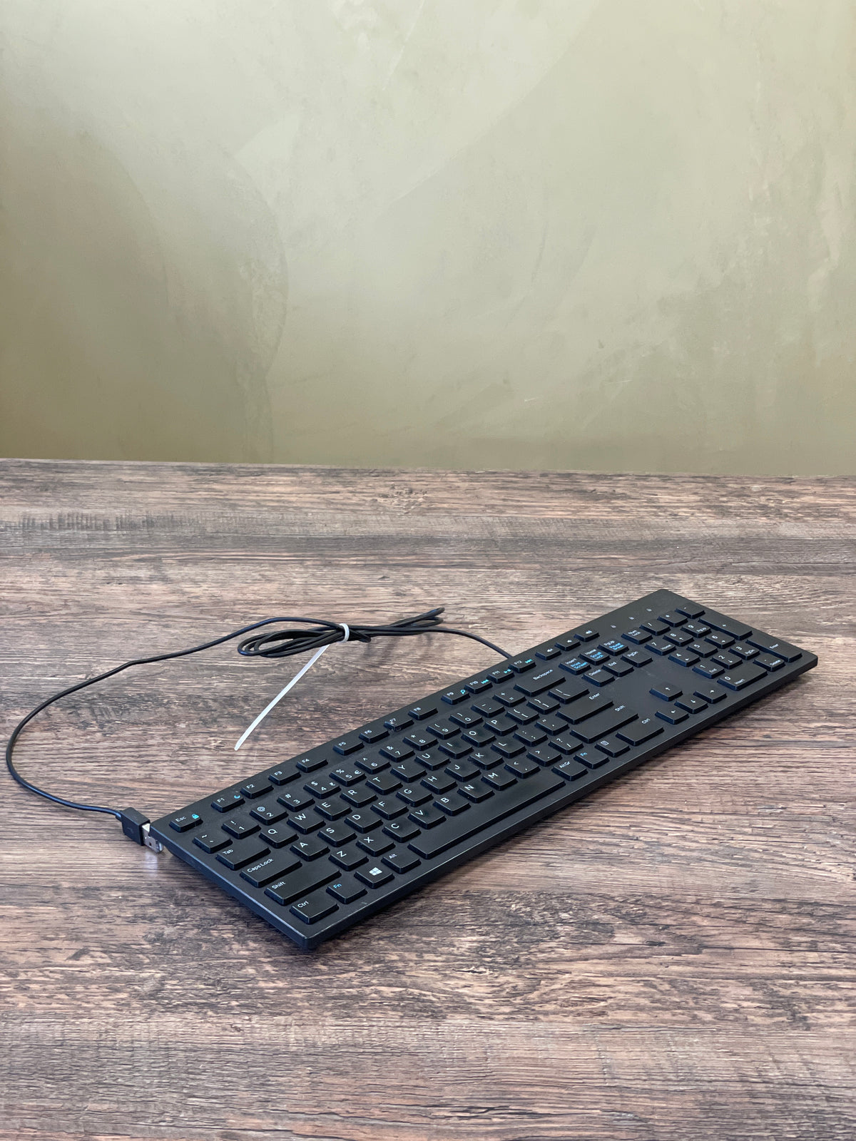 Tastatūra ar vadu