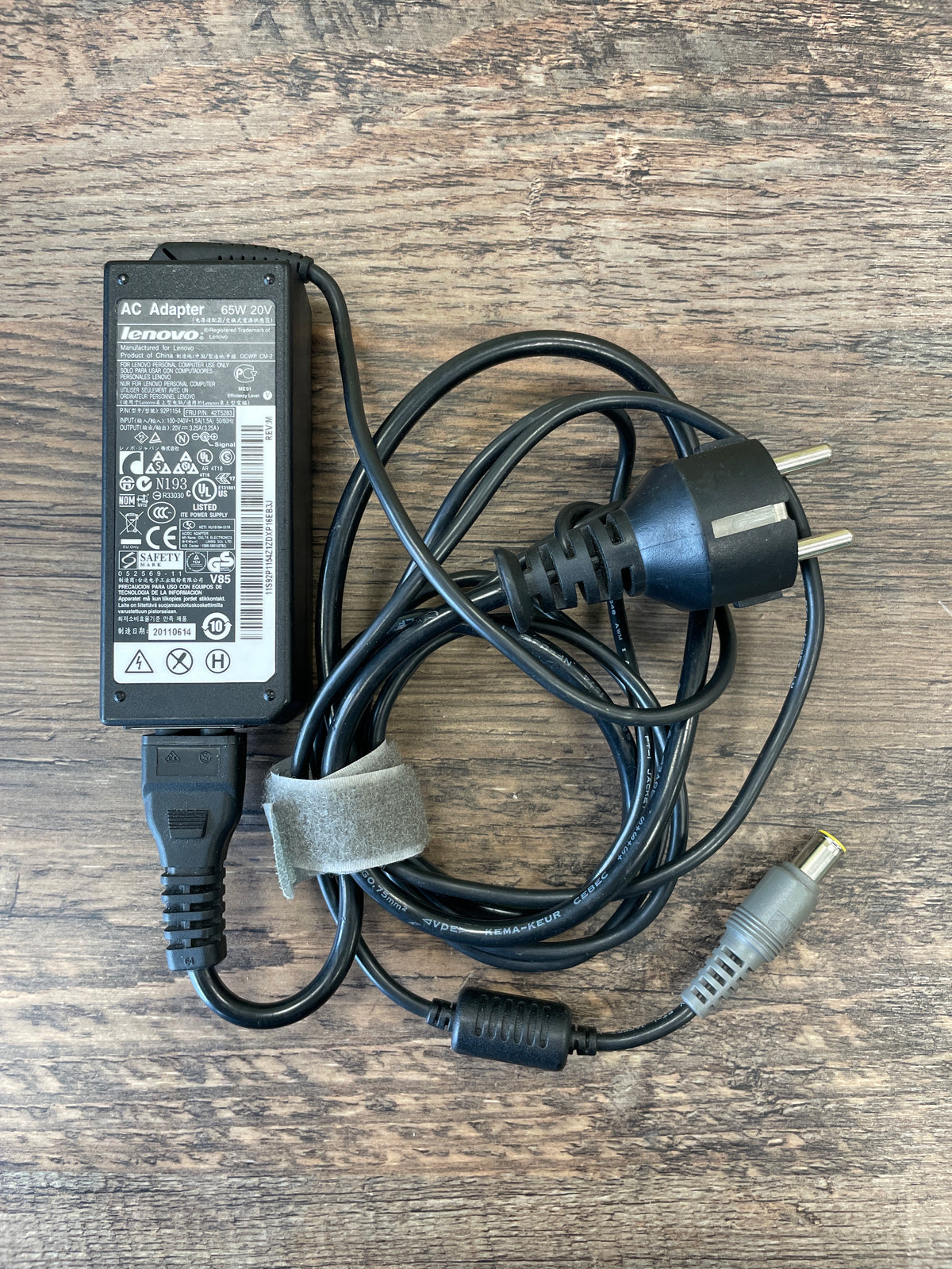 Portatīvā datora lādētājs 65W Lenovo