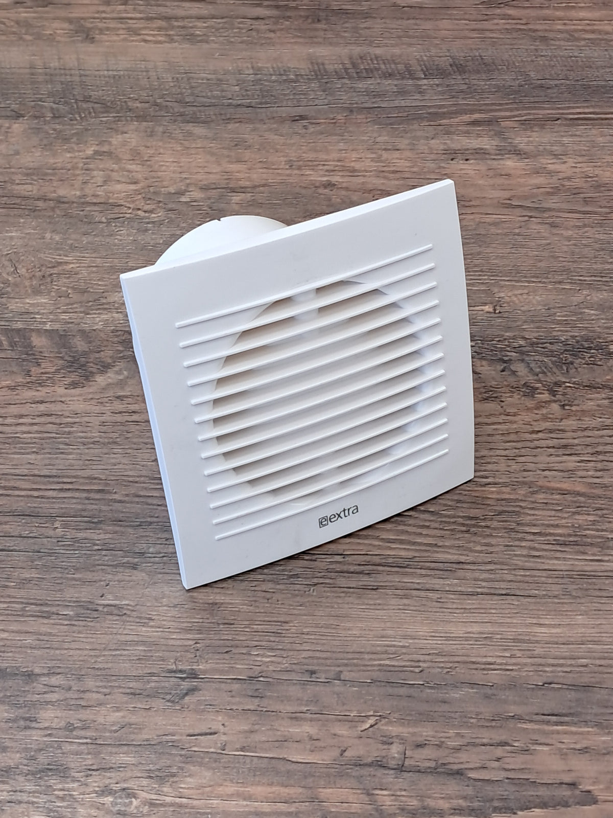 Iebūvējams ventilators Europlast