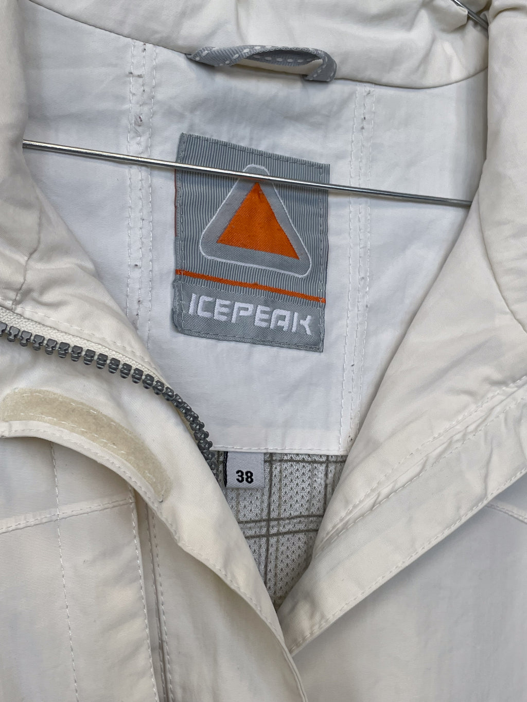 ICEPEAK balta vējjaka / 38 izmērs / M izmērs