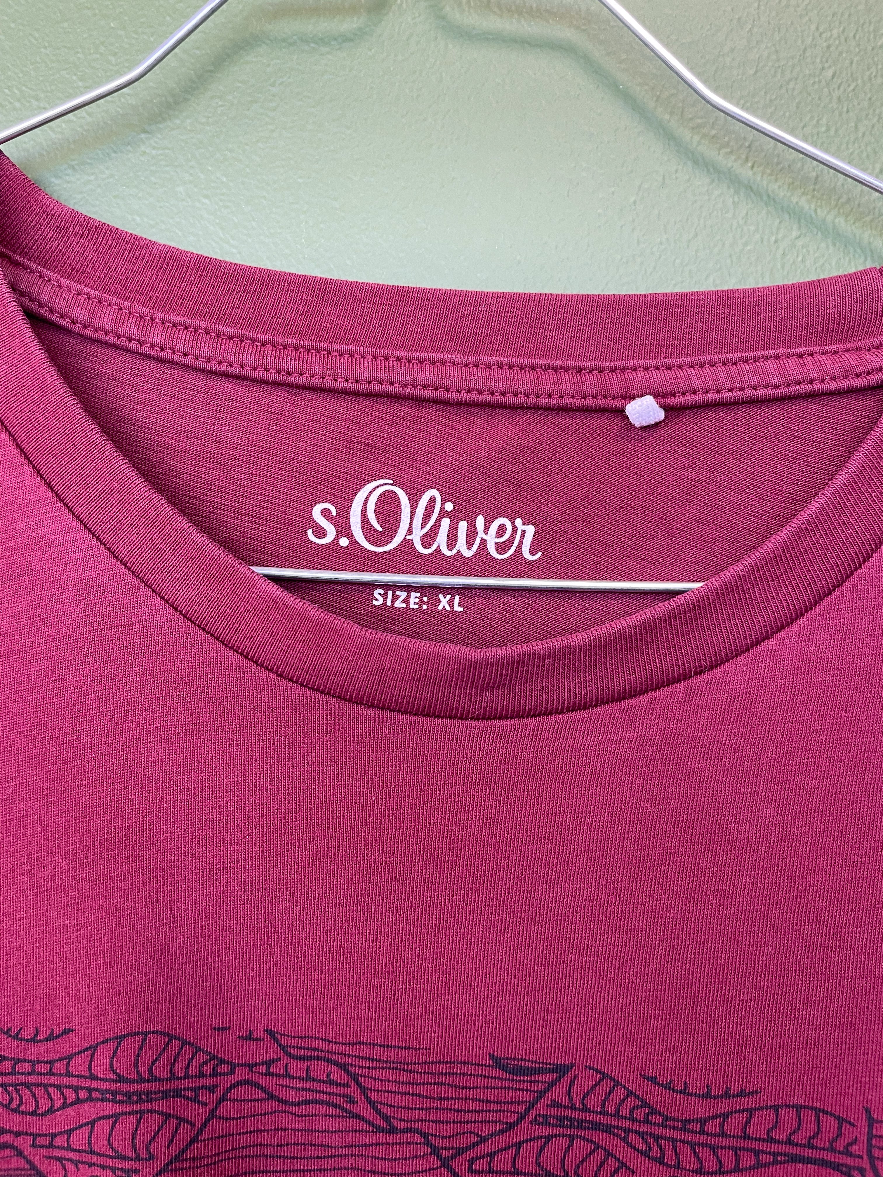 Tumši sarkans T-krekls / S.Oliver / XL izmērs