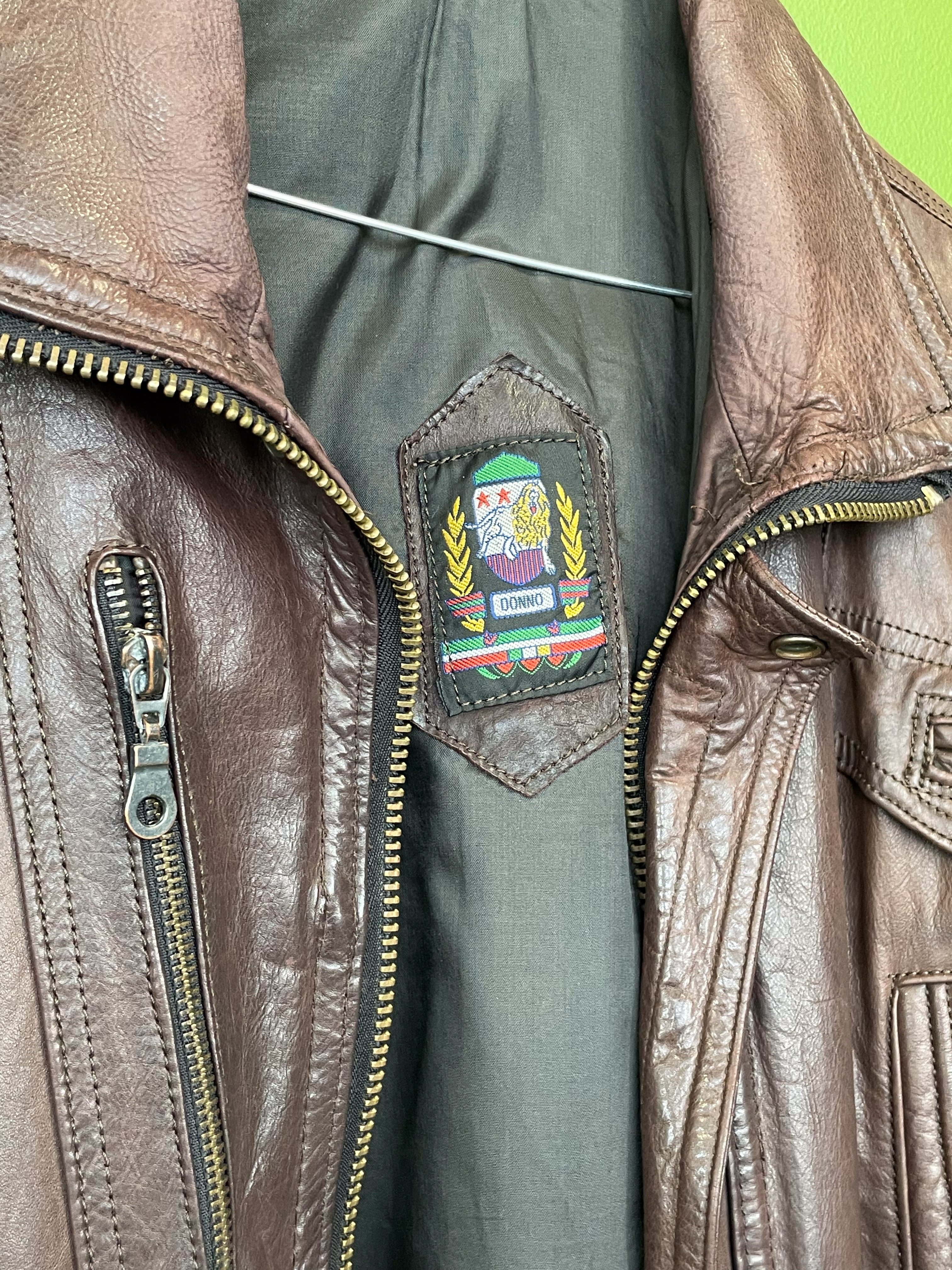 Retro ādas jaka, mētelis tumši brūnā krāsā / DONNO / 2XL