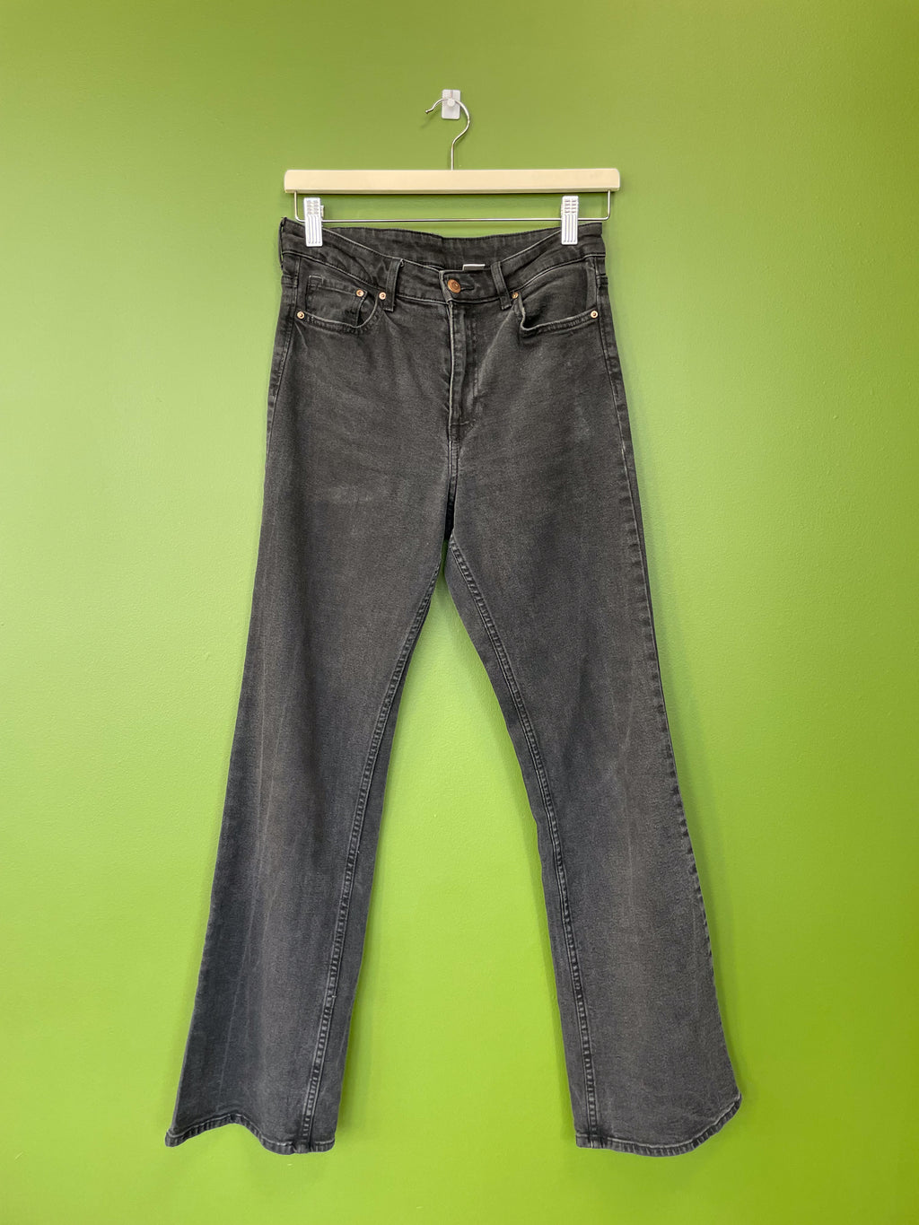 Melnas džinsa bikses, BOOTCUT / 38 izmērs / M