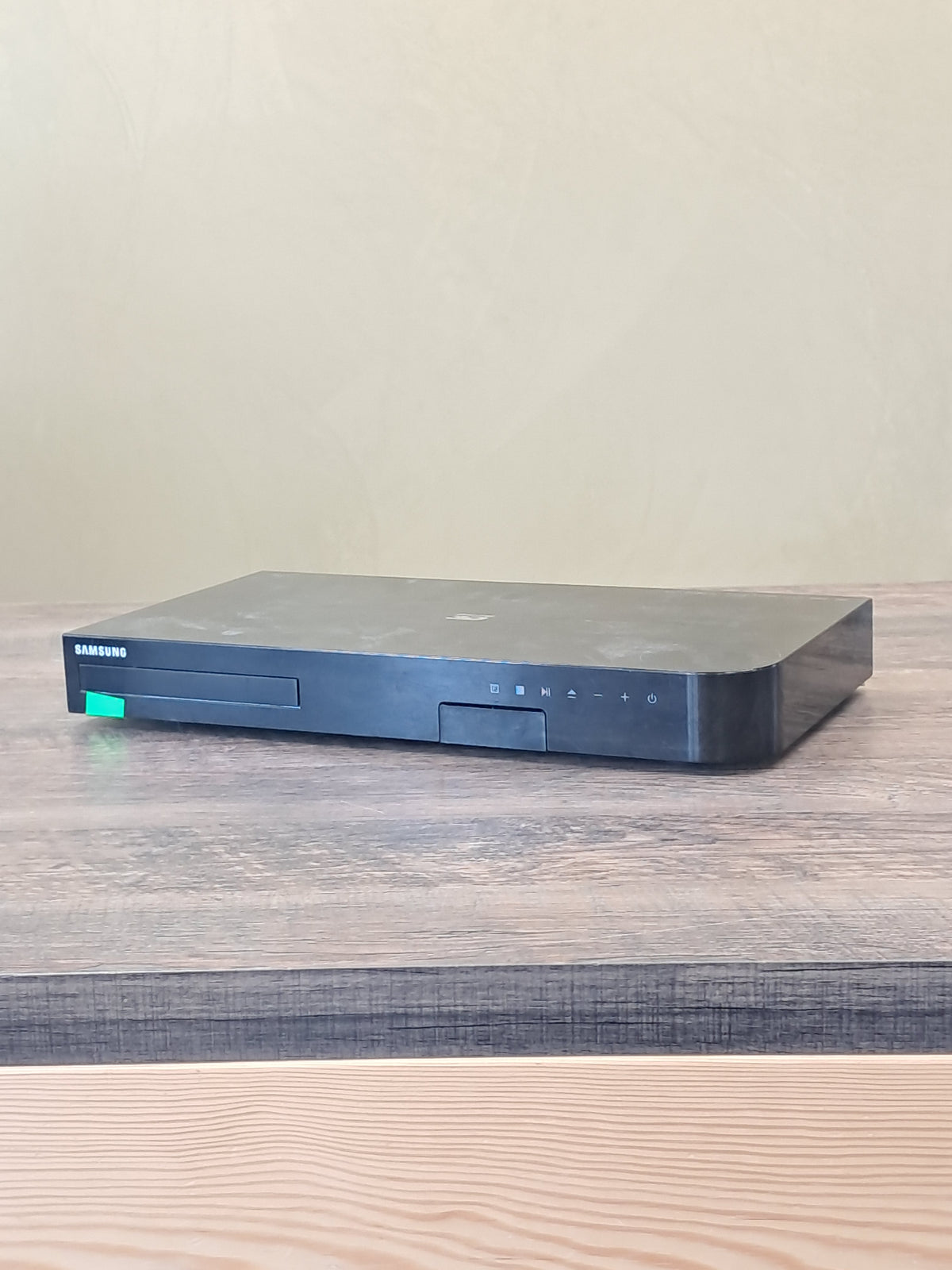 Blu-ray DVD atskaņotājs