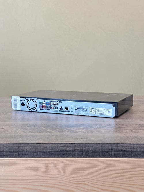 Blu-ray DVD atskaņotājs
