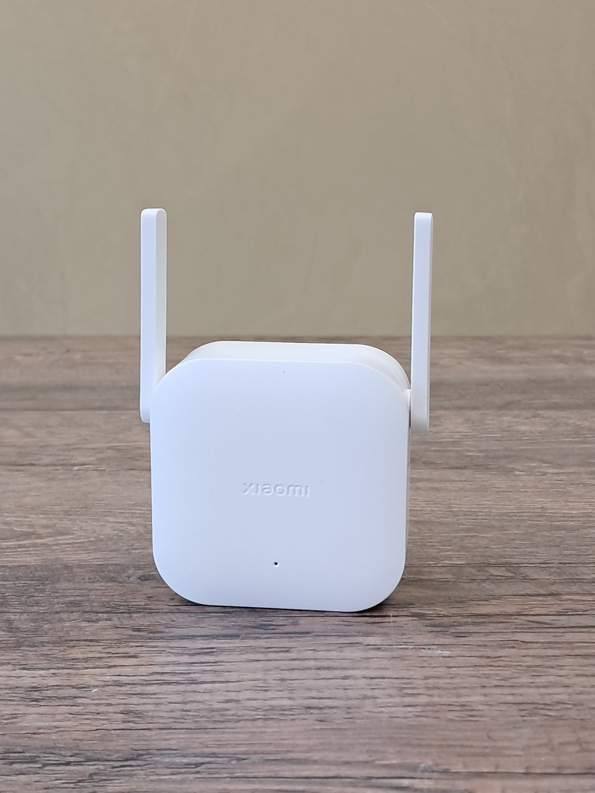 Wifi signāla pastiprinātājs(rezervēts Uģim)