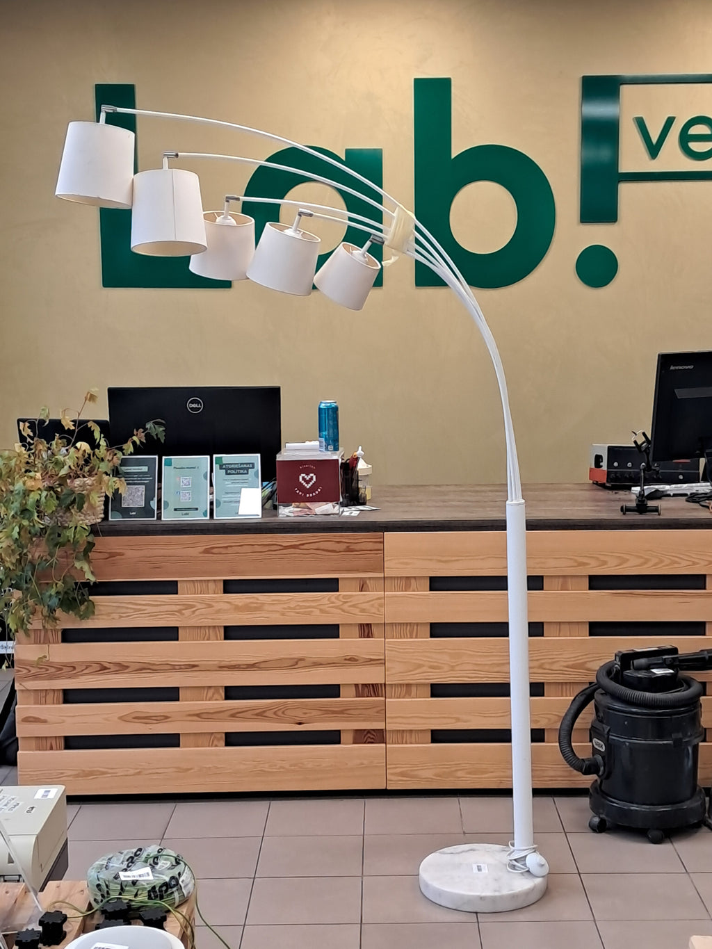 Grīdas lampa Alan Deko